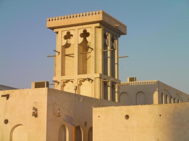 Sharjah Heritage Youth Hostel Bagian luar foto
